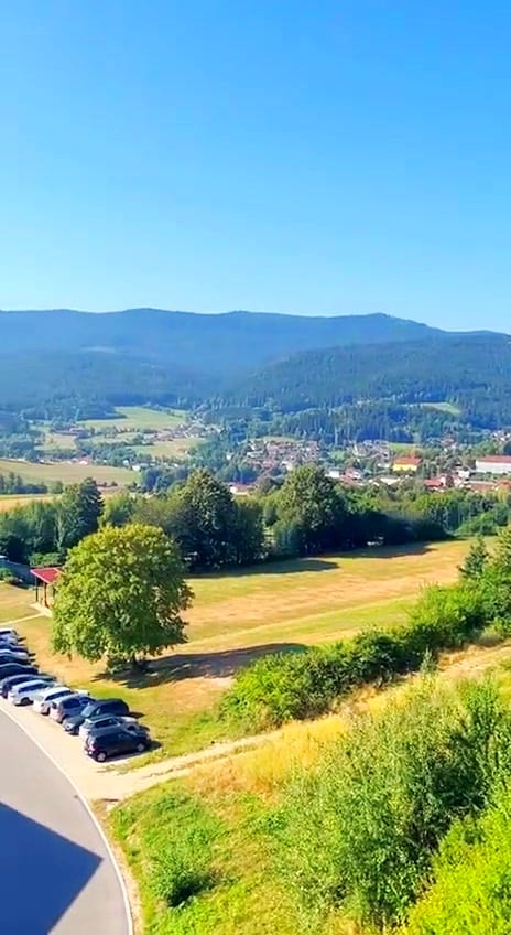 Der Blick vom Balkon, bewegt